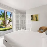 Ref 2182 - Seasonal In Golfe-juan - 190 M Cannes