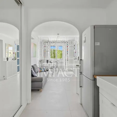 Ref 2182 - Seasonal In Golfe-juan - 190 M * Cannes