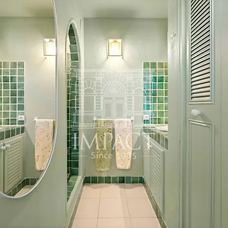 Ref 2182 - Seasonal In Golfe-juan - 190 M *